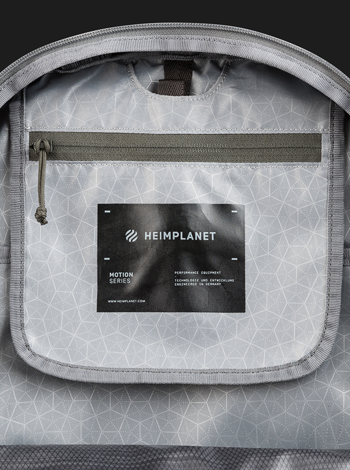 MScholz-Heimplanet-1390×1867-Product-Branding